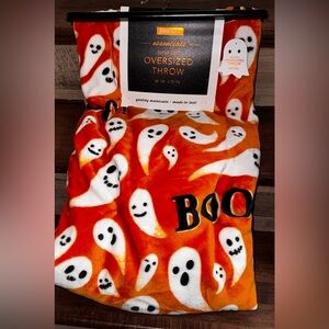 Cute 🥰 ENVOGUE SUPER SOFT OVERSIZED
THROW Ghost 👻 BOO DECORATIVE 60 IN x 70 IN …